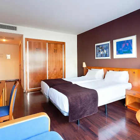 Viladomat 3*
